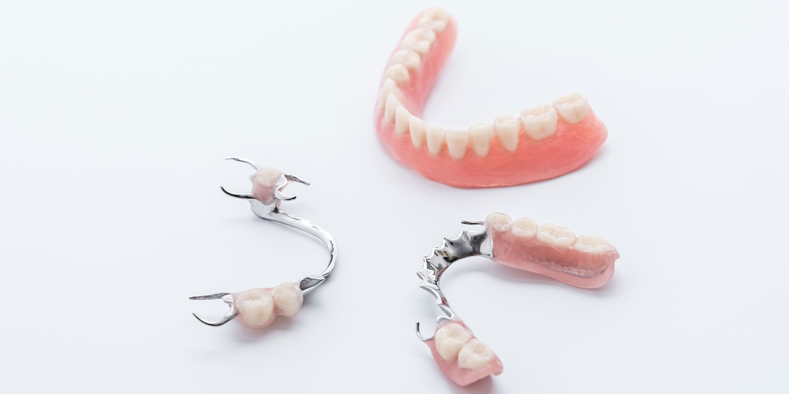 入れ歯の種類・特徴について